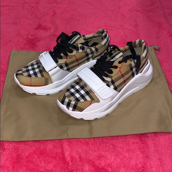 Burberry Shoes - Burberry vintage check cotton sneakers